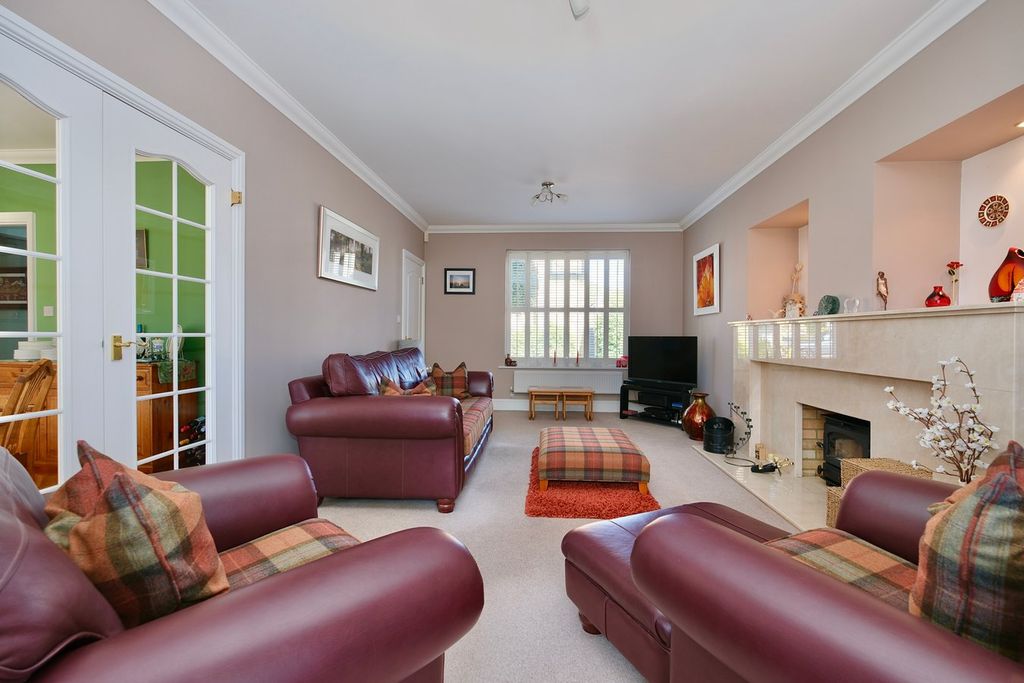 Additional image 3 of 4 bed detached house for saleElizabeth Drive, Hartford, Huntingdon PE29