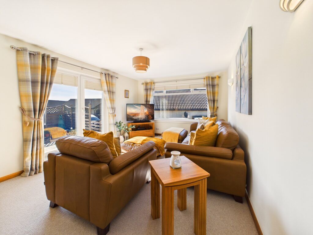 Additional image 2 of 3 bed detached bungalow for sale3 Carnasserie Place, Kilmory, Lochgilphead, Argyll PA31