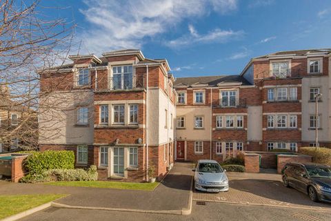 Carrick Knowe Avenue, Carrick Knowe, Edinburgh EH12