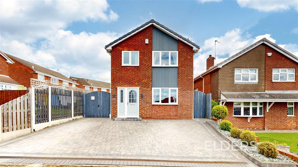 4 bed detached house for saleSummerfields Way, Shipley View, Shipley View, Ilkeston DE7