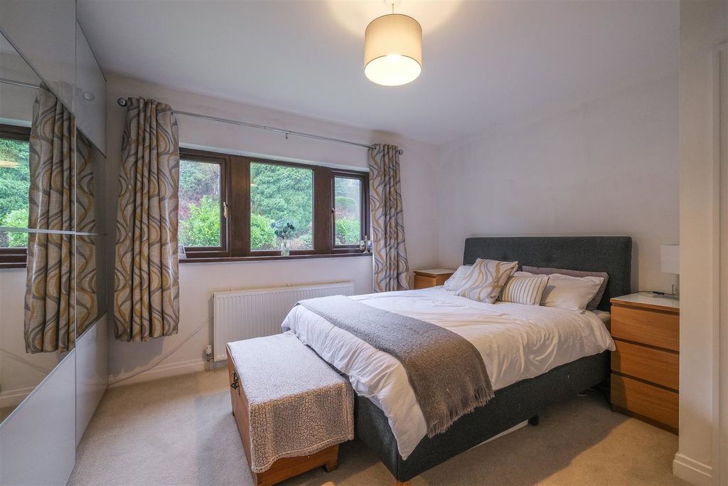 Additional image 10 of 4 bed detached house for salePrince Wood Lane, Huddersfield HD2