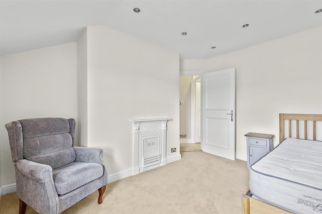 Additional image 19 of 3 bed flat for saleThe Grove, Ilkley LS29