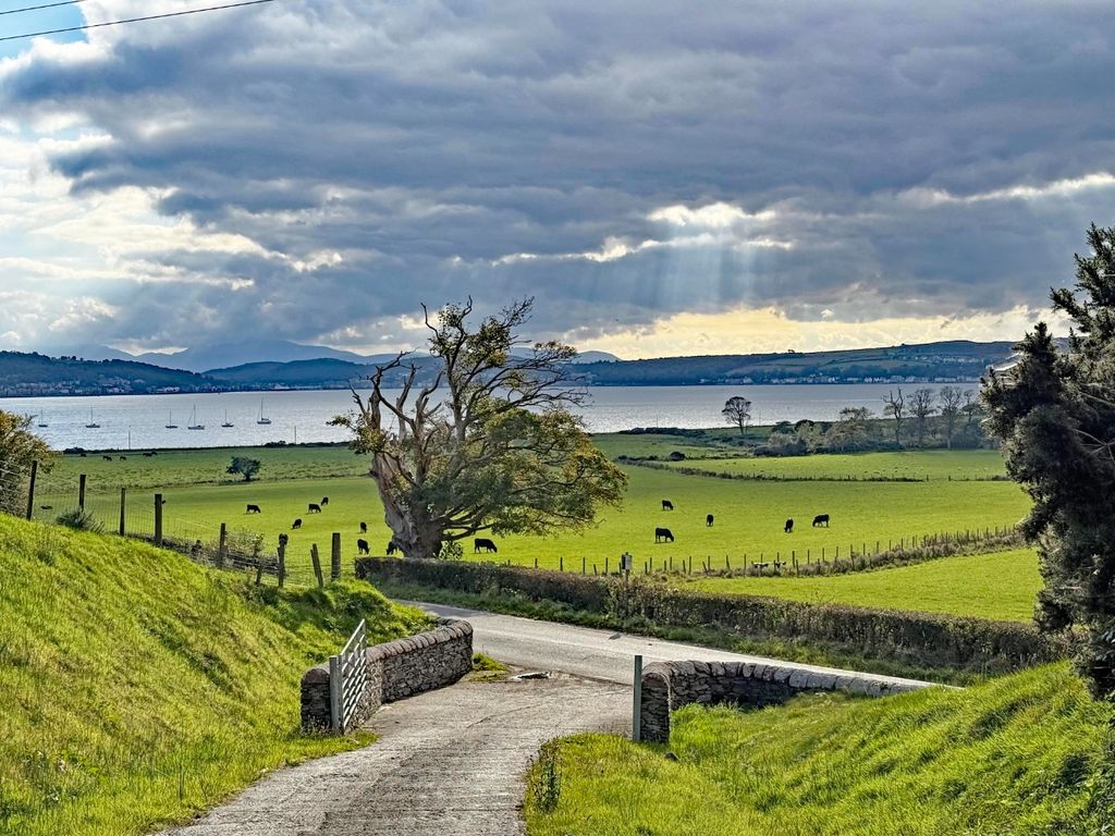 4 bed detached bungalow for saleDalmoak, Toward, Dunoon, Argyll And Bute PA23