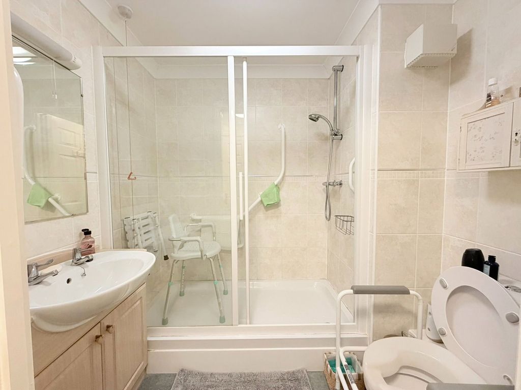 Additional image 9 of Serviced flat for saleGarside Street, Hyde SK14