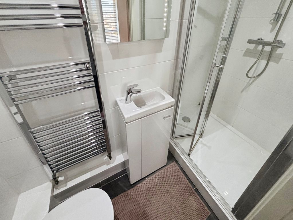 Additional image 6 of 2 bed flat for saleQueen Street, City Centre, Hull HU1