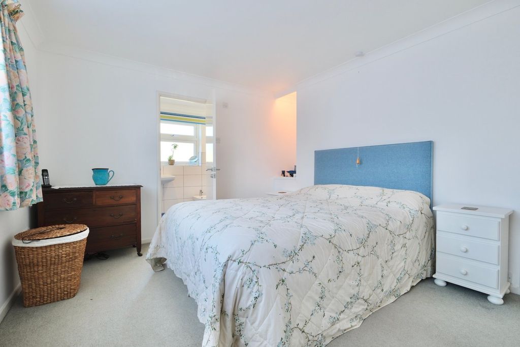 Additional image 6 of 4 bed detached house for salePriors Road, Hemingford Grey, Huntingdon PE28