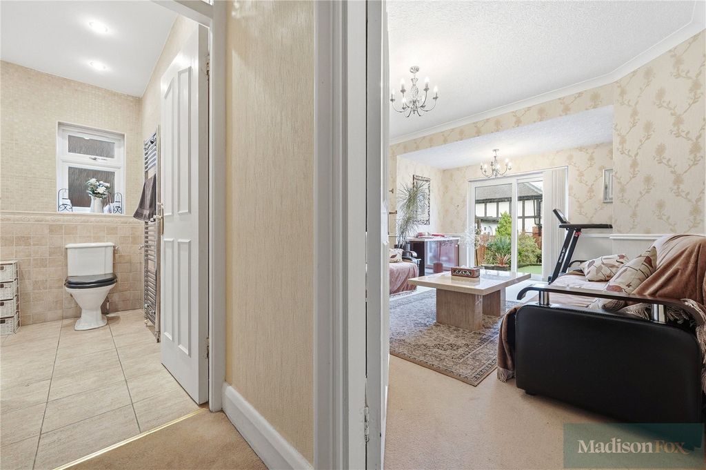 Additional image 14 of 4 bed detached house for saleTomswood Road, Chigwell, Essex IG7