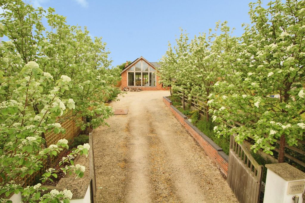 Additional image 34 of 3 bed bungalow for saleSandy Lane, Nr. Franche, Kidderminster DY11