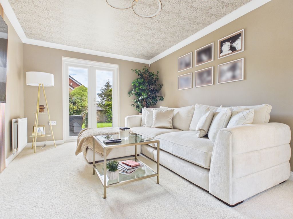 Additional image 3 of 4 bed detached house for saleThe Links, Hyde SK14