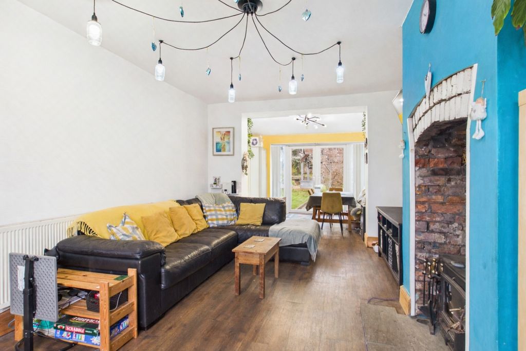 Additional image 2 of 3 bed semi-detached house for saleShaw Hall Avenue, Hyde SK14