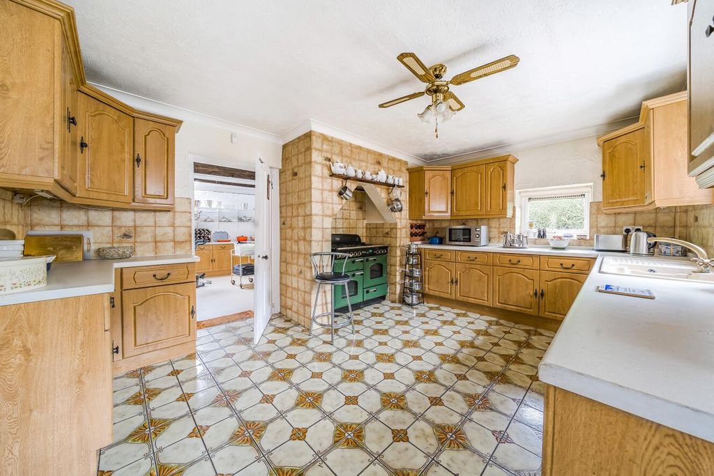 Additional image 6 of 7 bed detached house for saleLeaves Green Road, Keston, Kent BR2