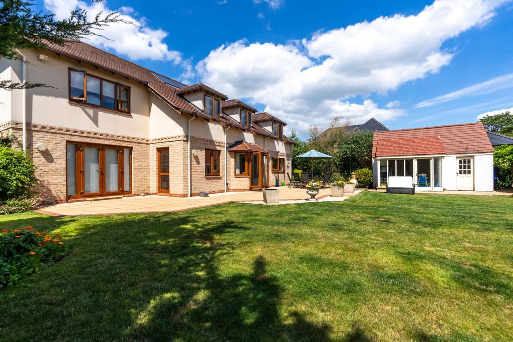 Additional image 17 of 5 bed detached house for saleLongstaff Way, Hartford, Huntingdon PE29