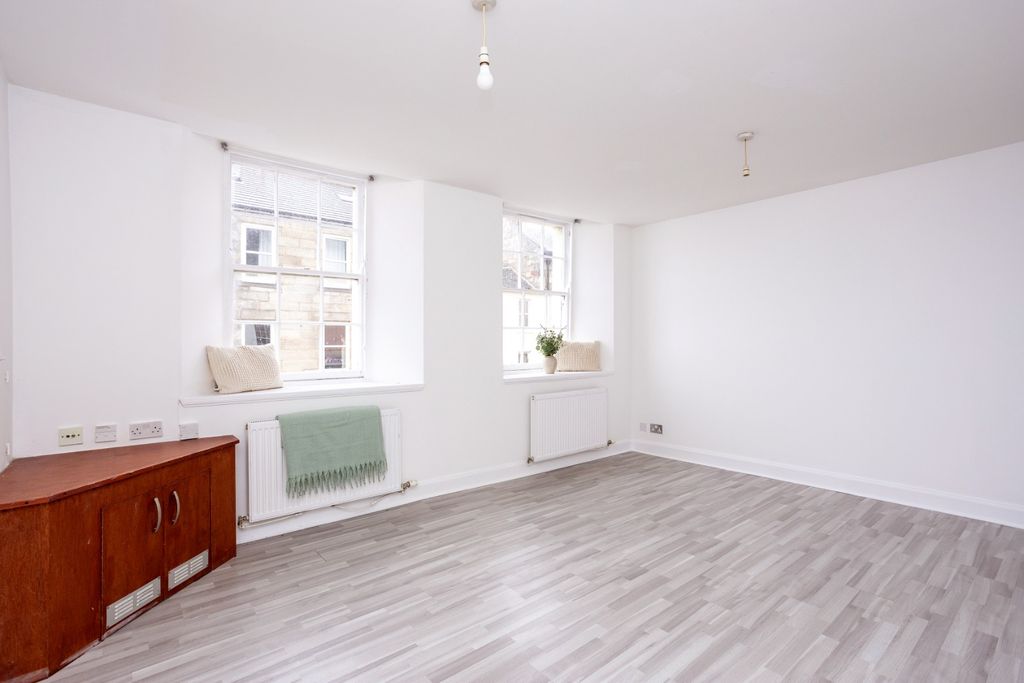 Additional image 5 of 2 bed flat for saleHigh Street, Kirkcaldy KY1
