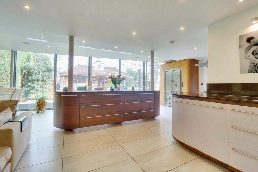 Additional image 4 of 5 bed detached house for saleVermont Road, Ipswich IP4