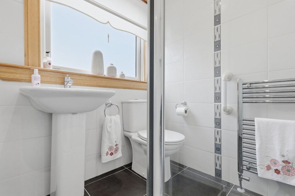 Additional image 18 of 3 bed terraced house for saleLinnet Avenue, Spateston, Renfrewshire PA5