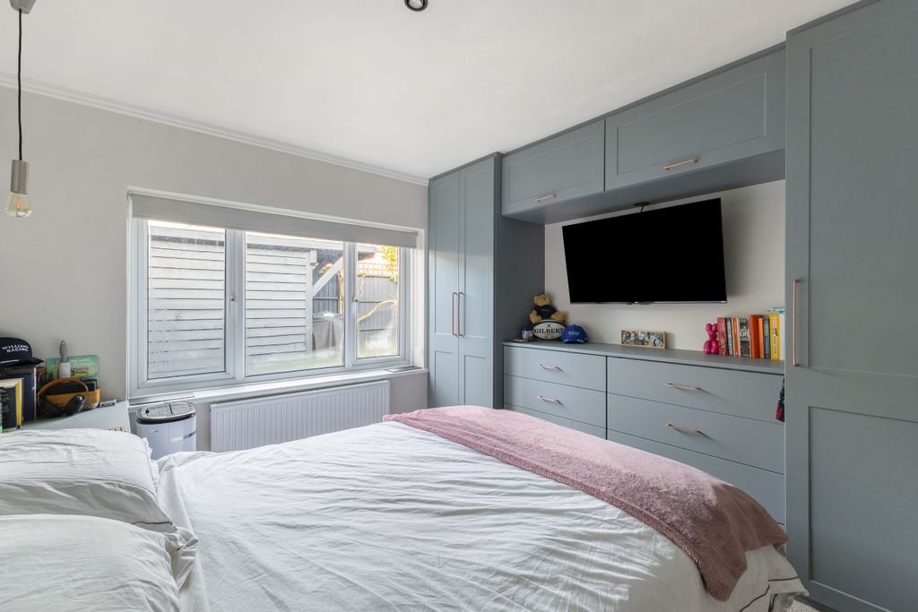 Additional image 12 of 3 bed semi-detached bungalow for salePriory Avenue, Hungerford RG17