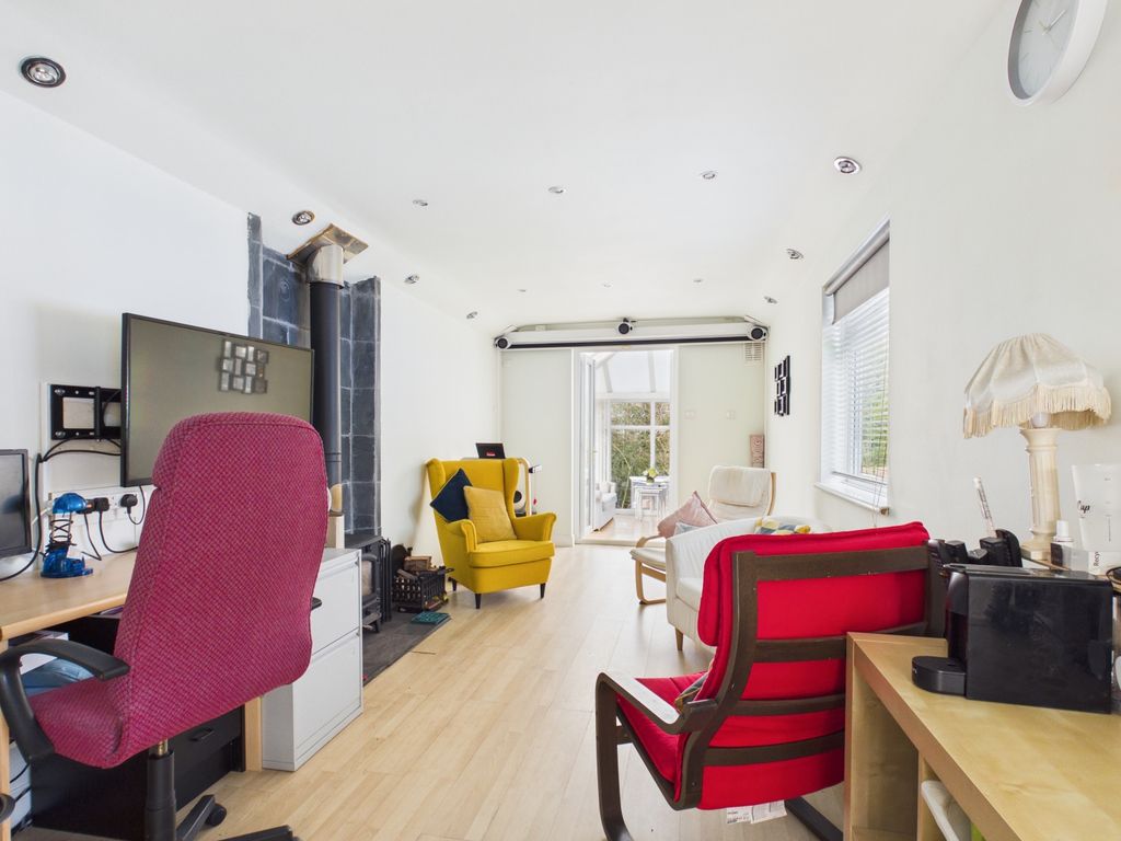 Additional image 23 of 3 bed semi-detached house for saleGrosvenor Crescent, Hyde SK14