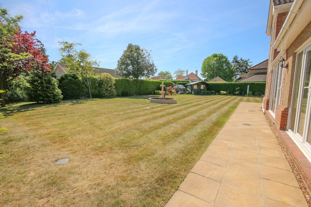Additional image 19 of 5 bed detached house for saleCastle Rising Road, South Wootton PE30