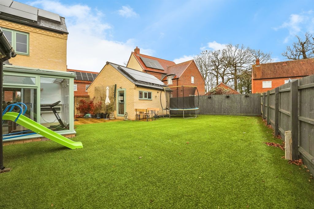 Additional image 13 of 5 bed detached house for saleCentral Avenue, Brampton, Huntingdon PE28