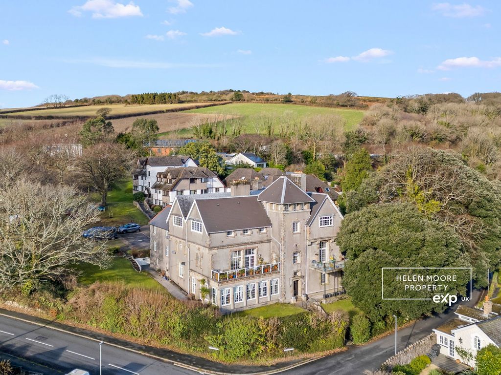 3 bed penthouse for saleTremarran Court, Crescent Road, Ivybridge, Devon PL21