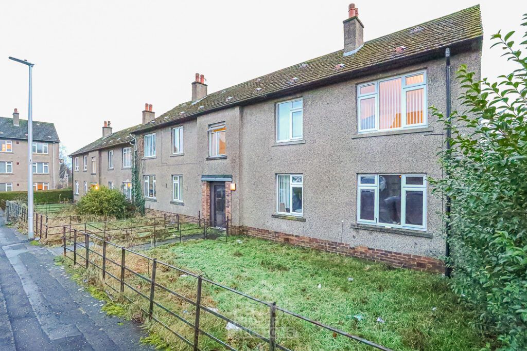2 bed flat for sale23F St Columba Gardens, Dundee DD3