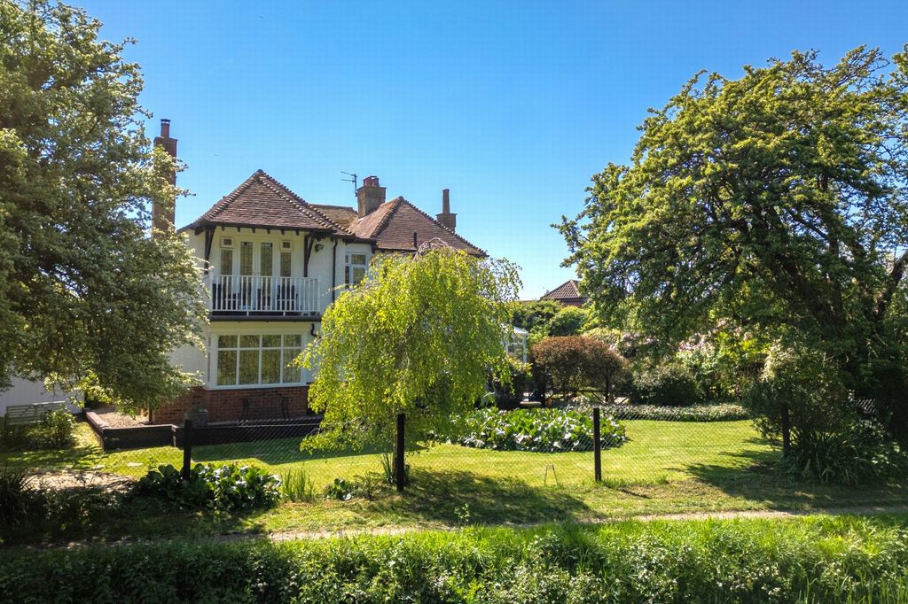 Additional image 54 of 4 bed detached house for saleBurmarsh Road, Hythe CT21
