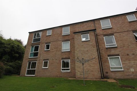 Lockington Avenue, Plymouth PL3