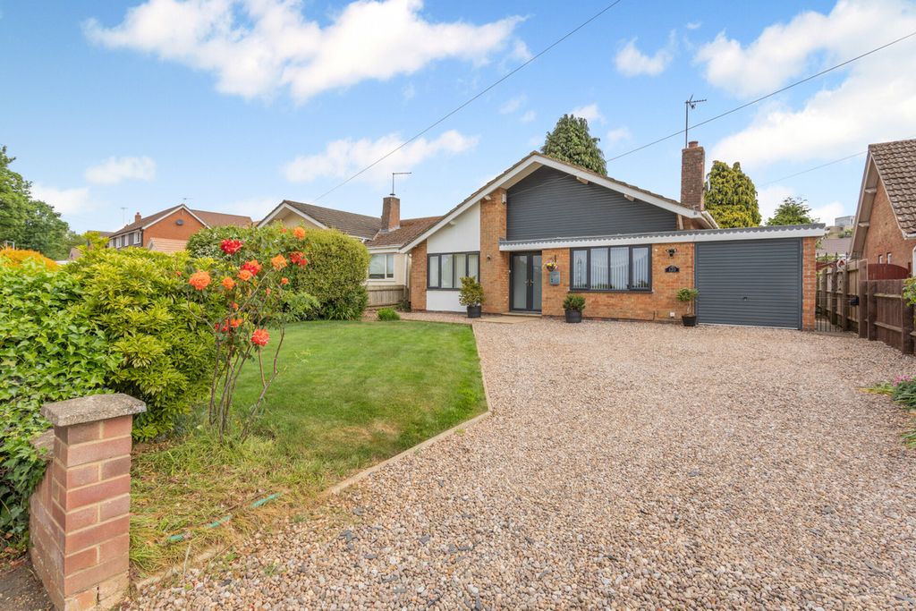 3 bed bungalow for saleGipsy Lane, Kettering NN16