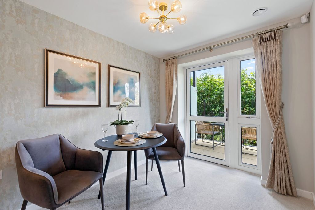 Additional image 4 of 2 bed flat for saleSummer Court, Burley In Wharfedale, Ilkley, West Yorkshire LS29