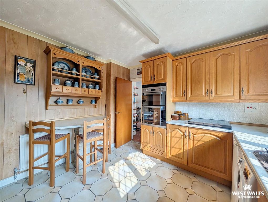 Additional image 9 of 3 bed detached bungalow for saleBanc Pendre, Kidwelly SA17