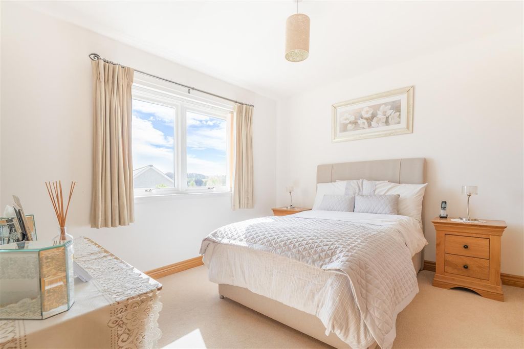 Additional image 17 of 3 bed bungalow for sale16 Riverside View, Kelso TD5