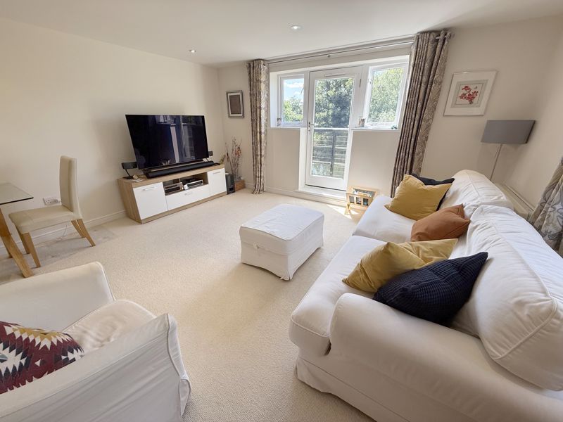 Additional image 5 of 2 bed flat for saleOvaltine Court, Ovaltine Drive, Kings Langley WD4