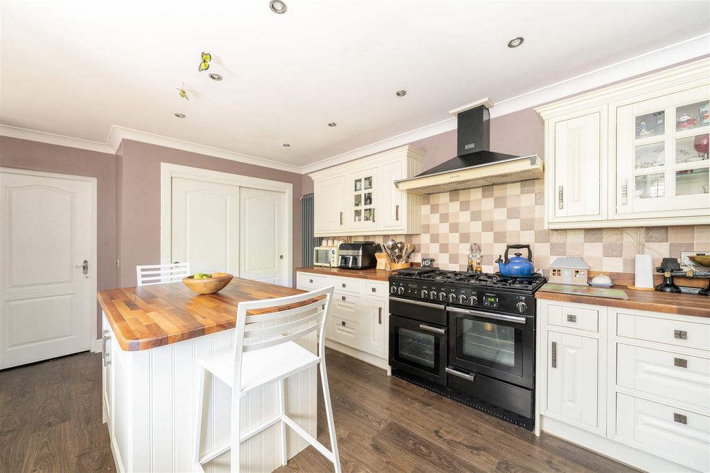 Additional image 5 of 3 bed bungalow for saleHillfield, Ladylands Drive, Jedburgh TD8