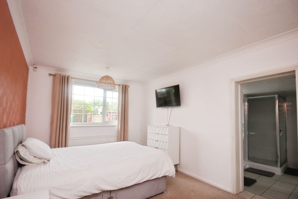 Additional image 7 of 3 bed detached bungalow for saleShetland Way, Immingham DN40