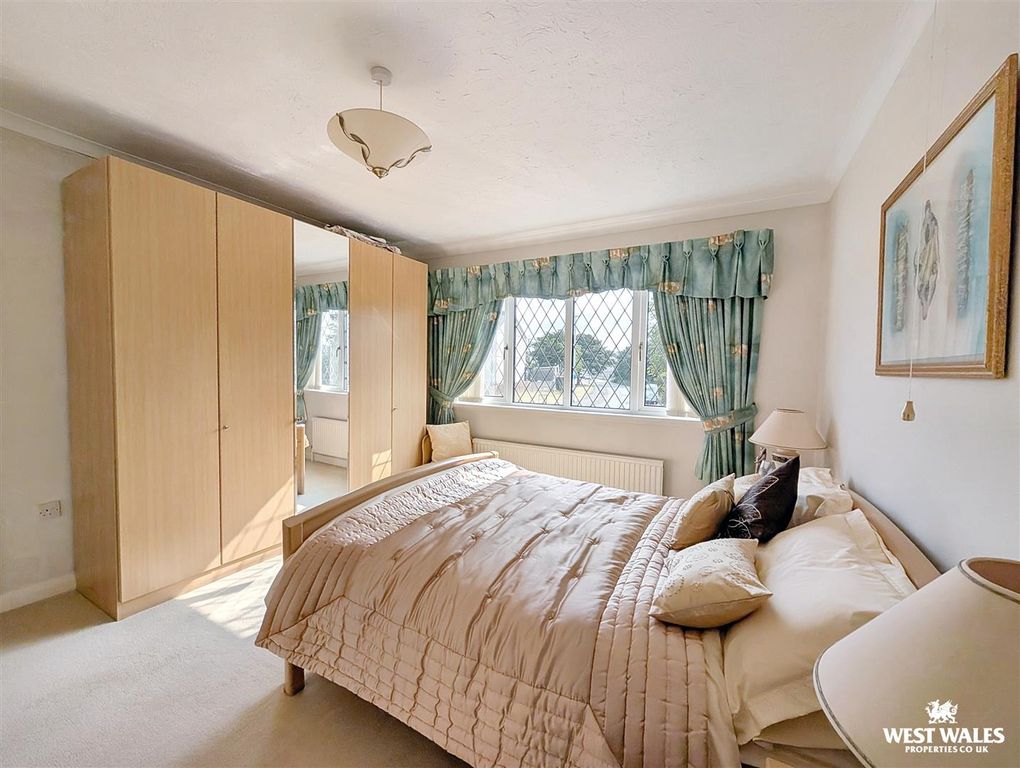 Additional image 13 of 3 bed detached bungalow for saleBanc Pendre, Kidwelly SA17