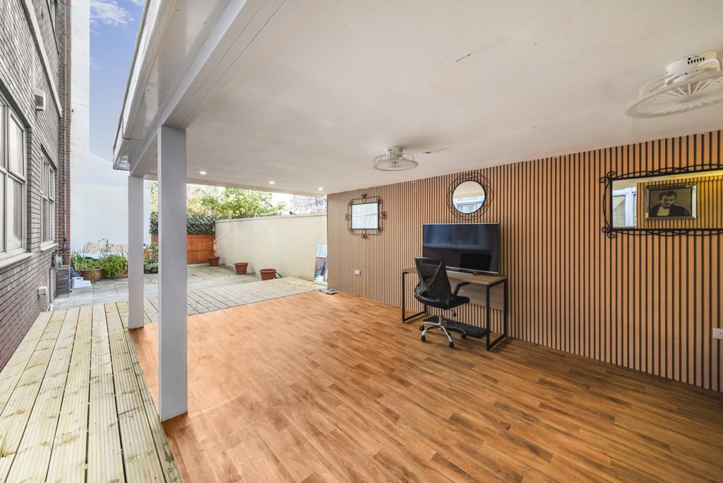 Additional image 12 of 2 bed flat for saleLey Street, Ilford IG1