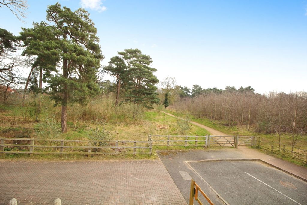 Additional image 18 of 5 bed detached house for saleCrosbie Grove, Silverwoods, Kidderminster DY11