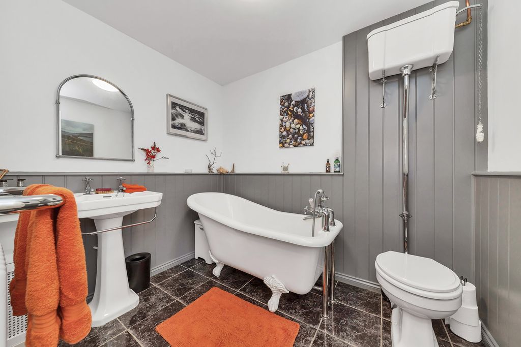 Additional image 12 of 4 bed bungalow for saleThe Lanes, Houghton, Huntingdon PE28