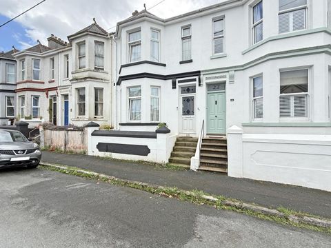 Moorland Avenue, Plympton, Plymouth PL7
