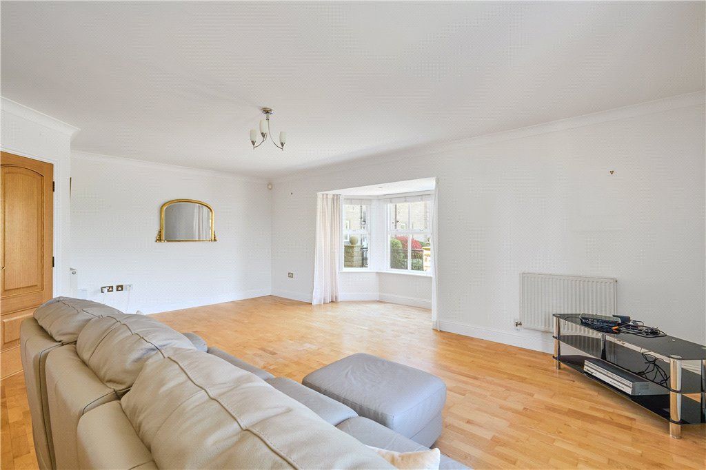 Additional image 3 of 2 bed flat for saleHeather Court, Ilkley, West Yorkshire LS29
