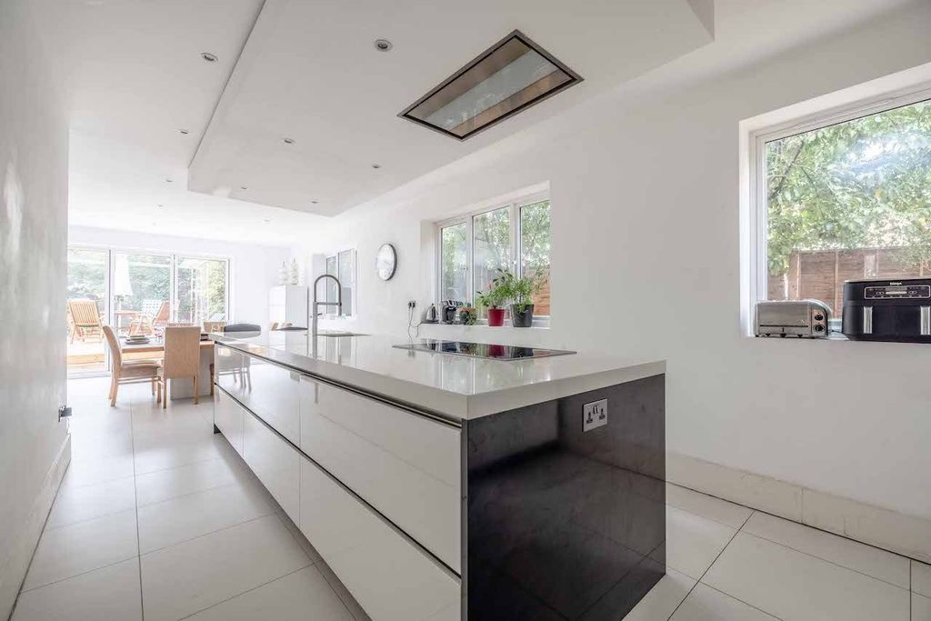 Additional image 13 of 4 bed detached house for saleCopse Wood, Iver Heath SL0
