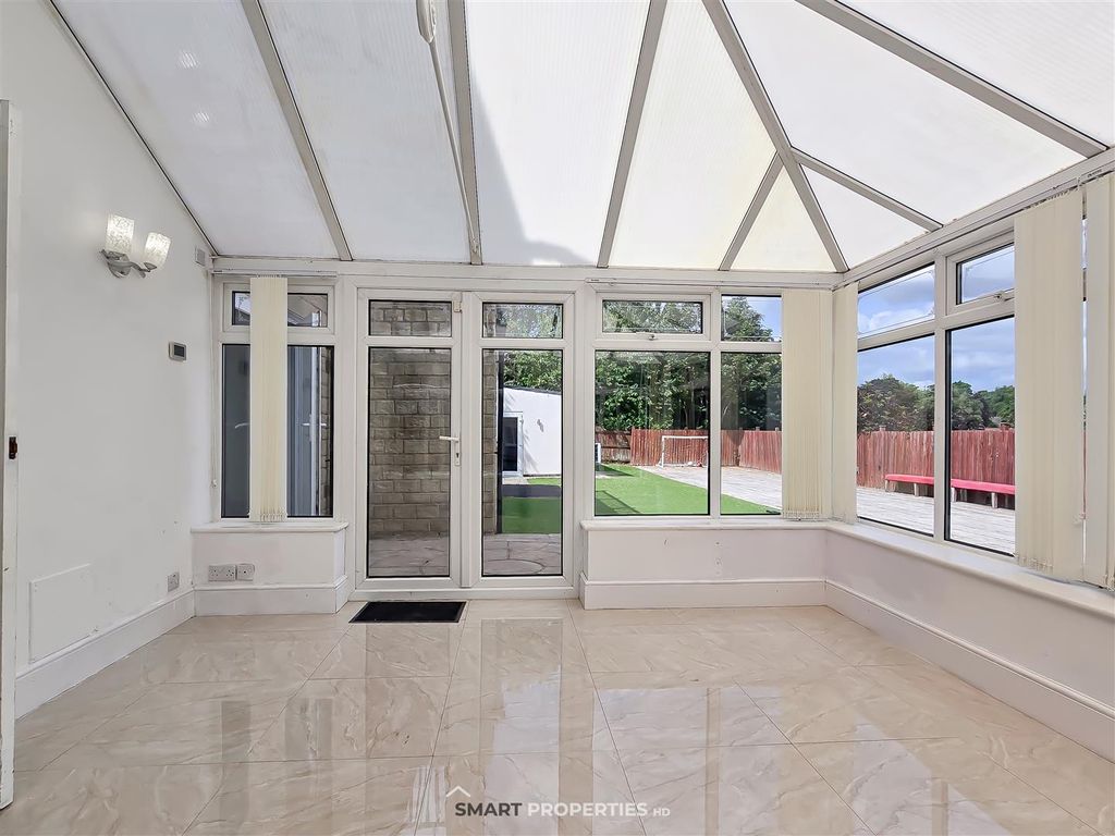 Additional image 18 of 5 bed detached house for saleGreenroyd Croft, Huddersfield HD2