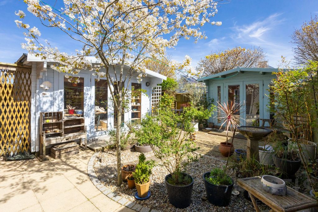 Additional image 18 of 3 bed semi-detached house for saleMoncrieff Gardens, Hythe CT21