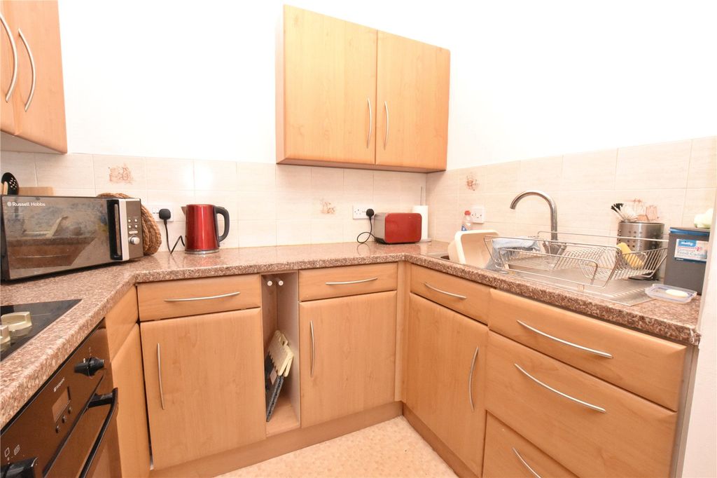 Additional image 5 of 1 bed flat for saleLowry Court, Hyde, Greater Manchester SK14