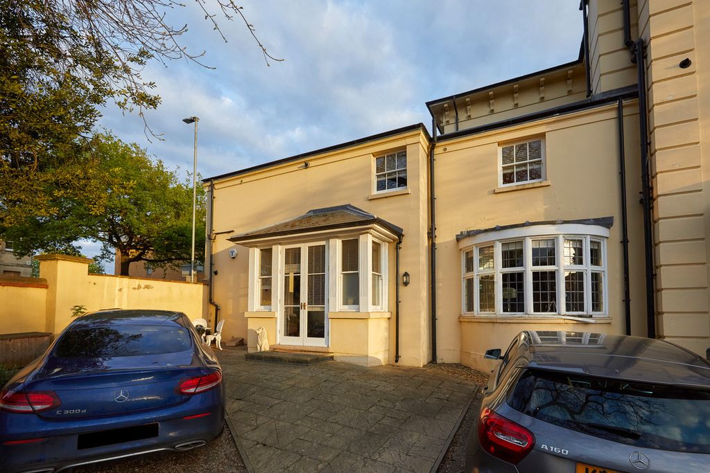 Additional image 15 of 1 bed flat for saleCliftonville, Northampton NN1