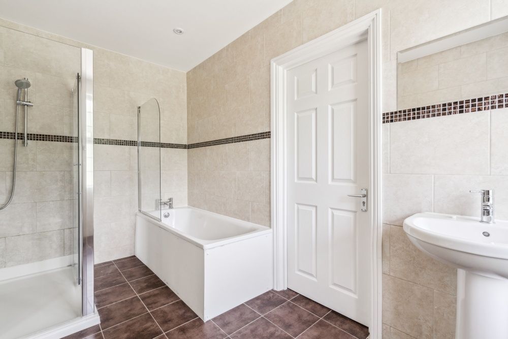 Additional image 17 of 8 bed detached house for saleSlough Road, Iver SL0