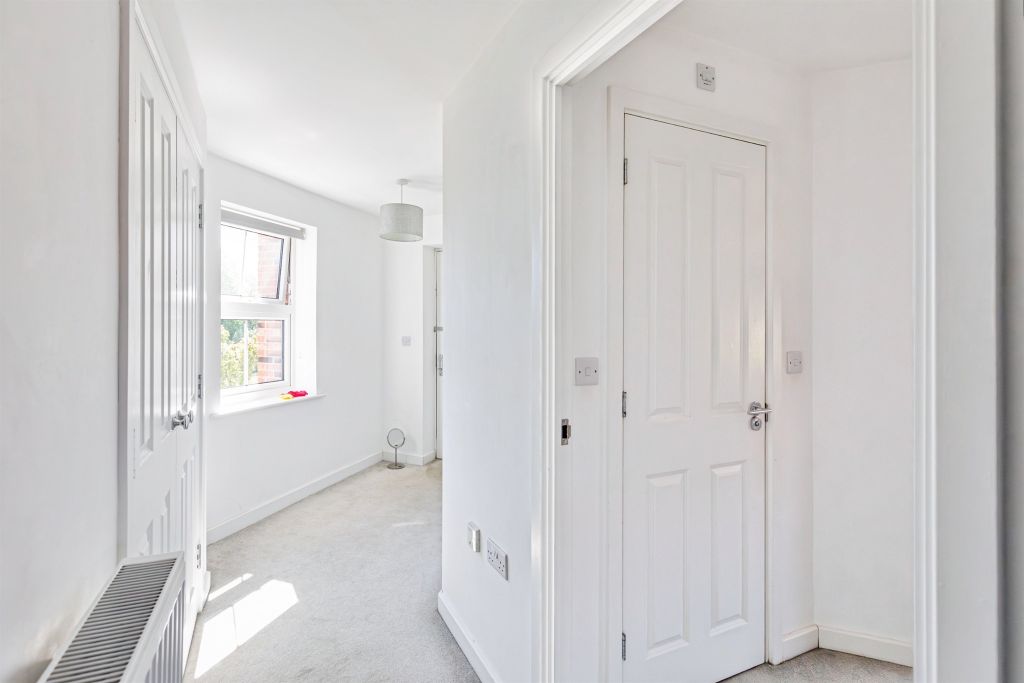 2 bed flat for saleNina Carroll Way, Kettering NN15 photo 3