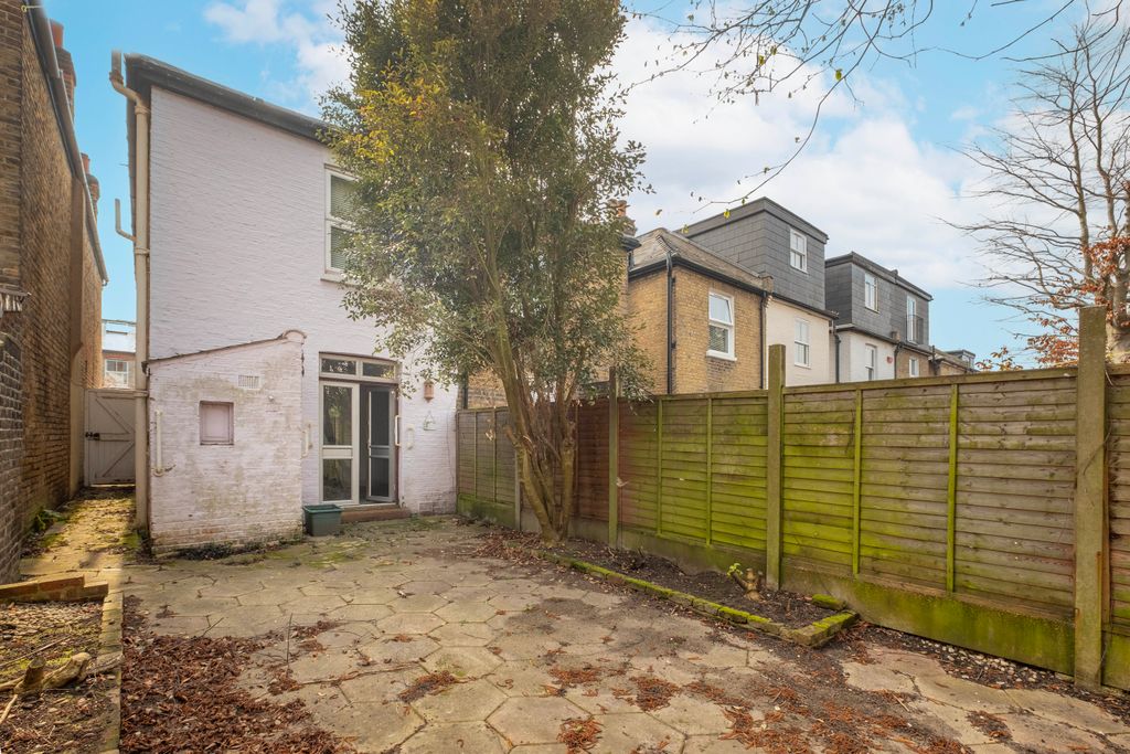 Additional image 14 of 2 bed semi-detached house for saleCanbury Park Road, Kingston Upon Thames KT2