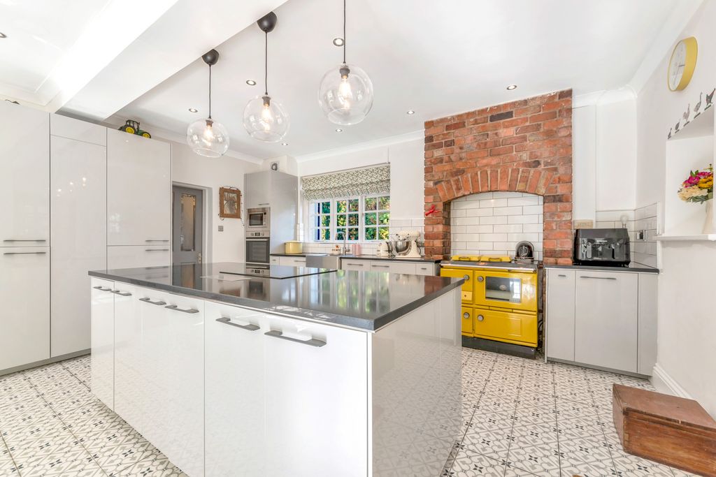 Additional image 4 of 5 bed detached house for saleDeansford Lane, Blakedown, Kidderminster DY10
