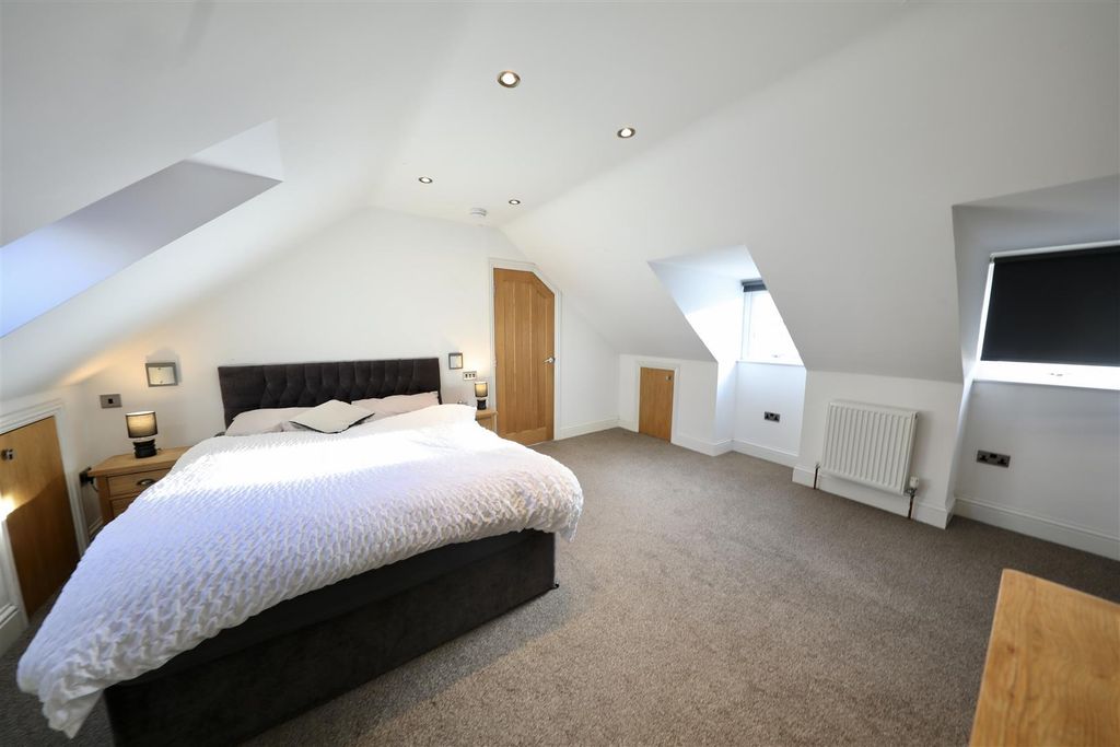 Additional image 13 of 2 bed flat for saleGeorge Street, Hull HU1